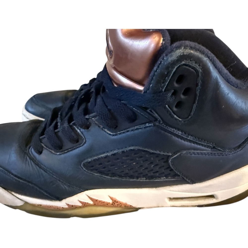 Jordan 5 Bronze size 6.5Y - Picture 3 of 16